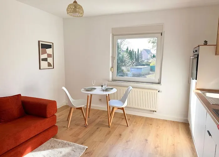 5 Minuten Zur Innenstadt - Fuer 4 Gaeste - Ruhige Lage *